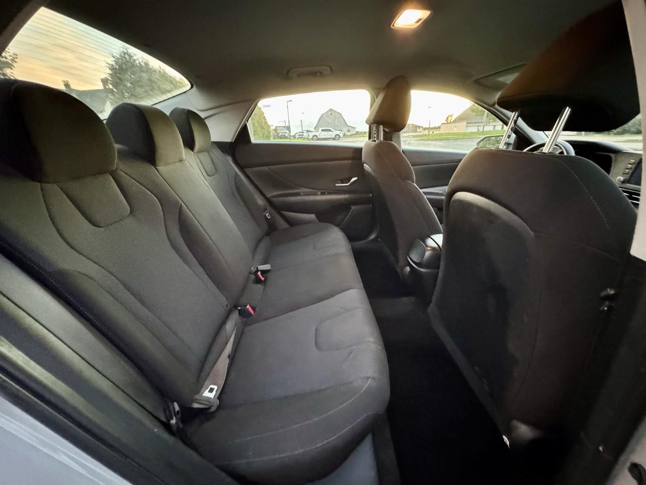 2021 Hyundai Elantra CERTIFIED Photo