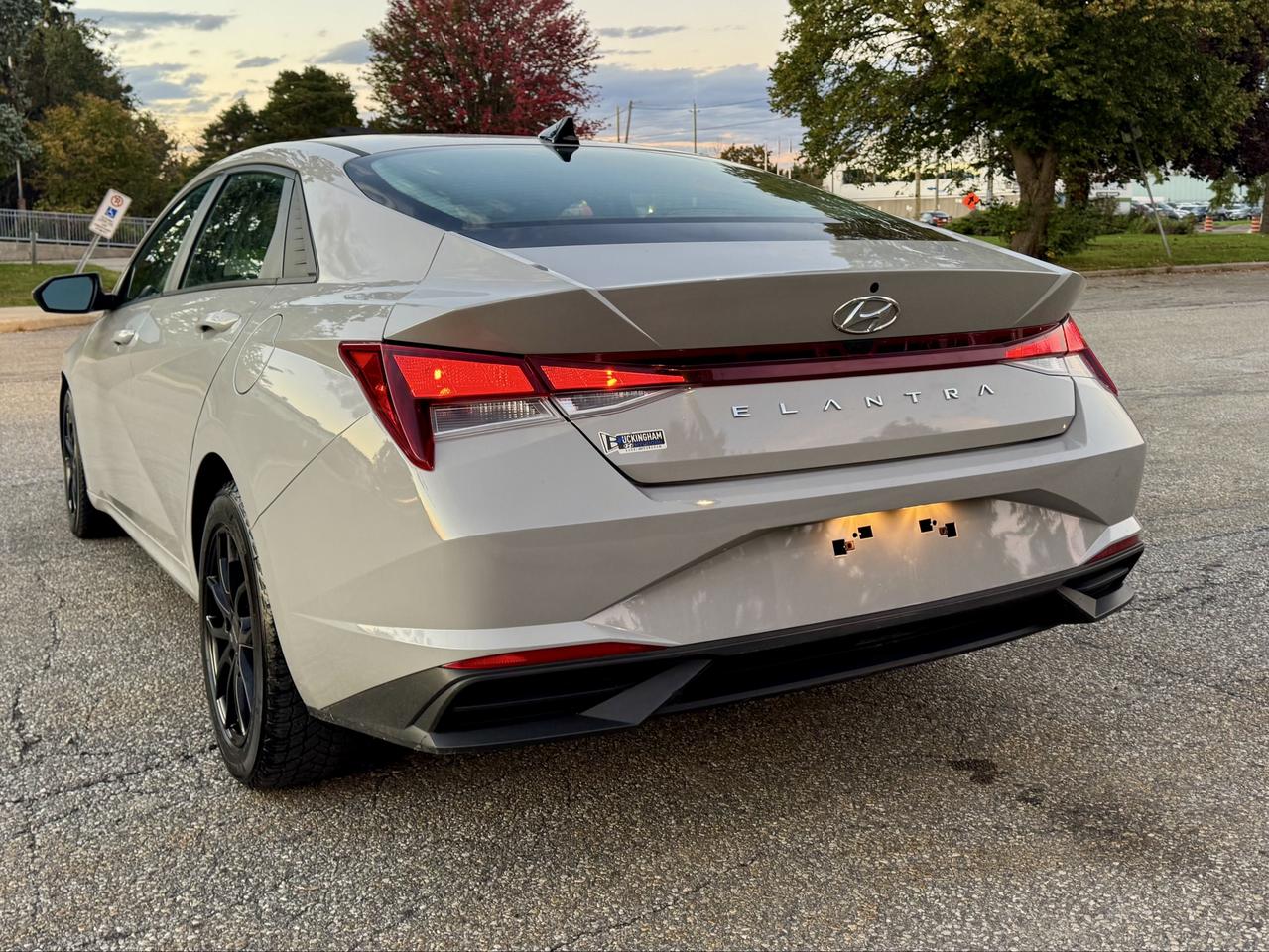 2021 Hyundai Elantra CERTIFIED Photo