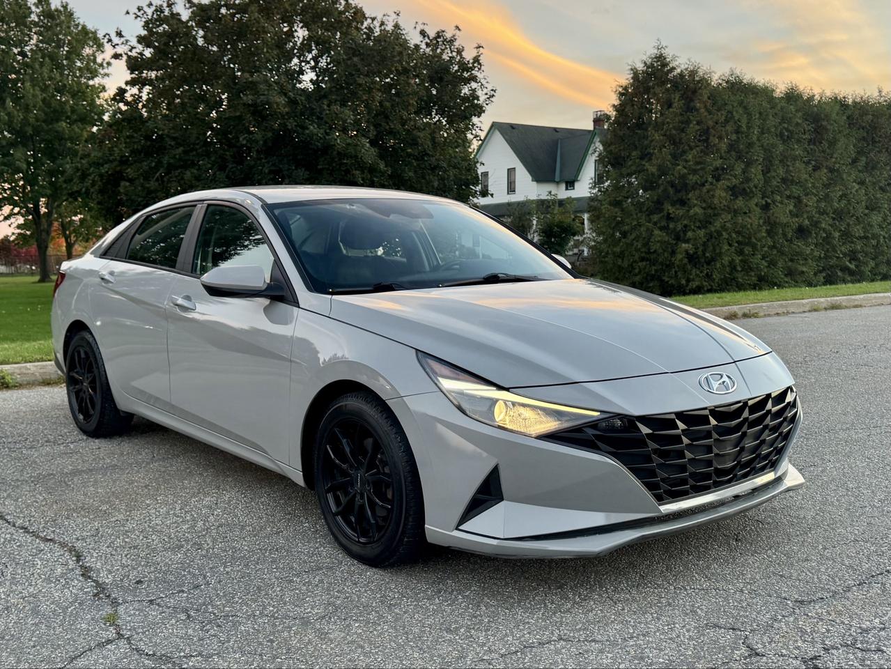 2021 Hyundai Elantra CERTIFIED Photo