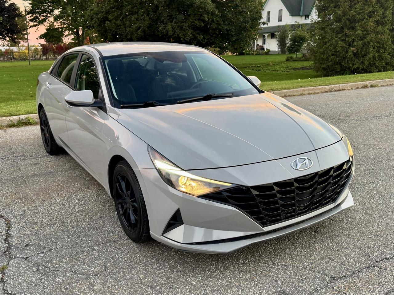 2021 Hyundai Elantra CERTIFIED Photo