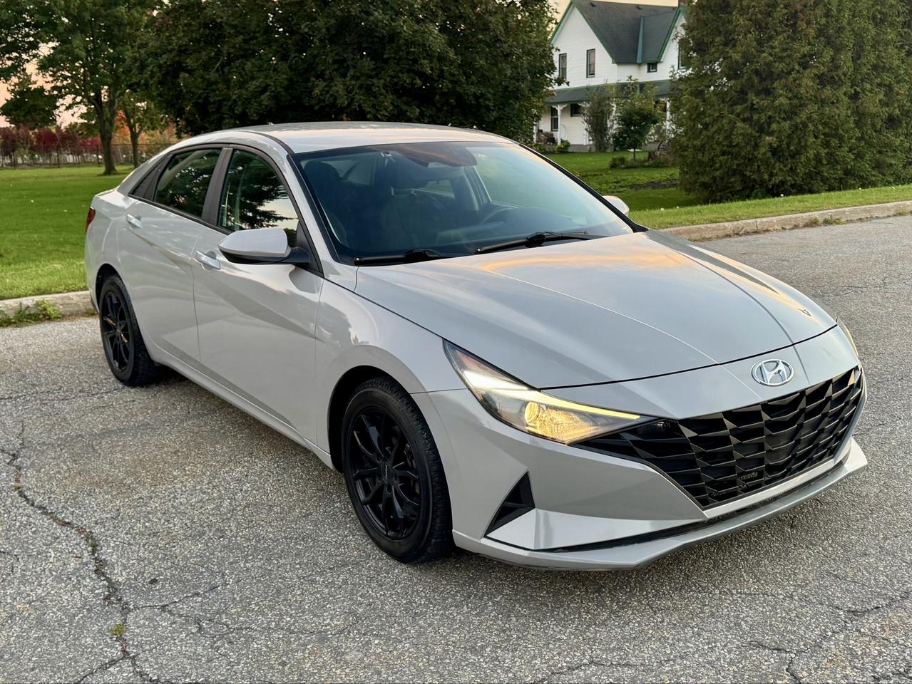 2021 Hyundai Elantra CERTIFIED Photo