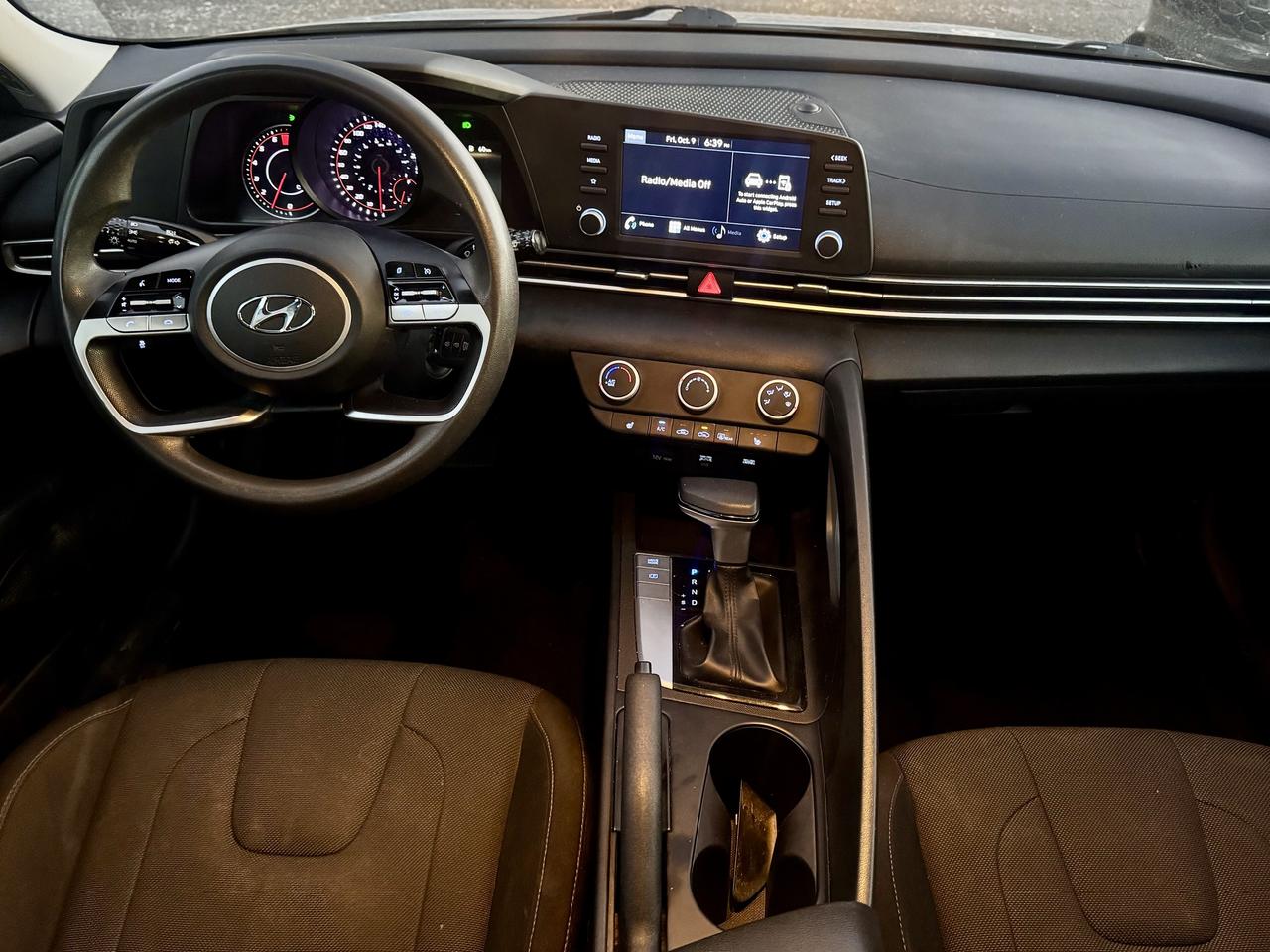 2021 Hyundai Elantra CERTIFIED Photo