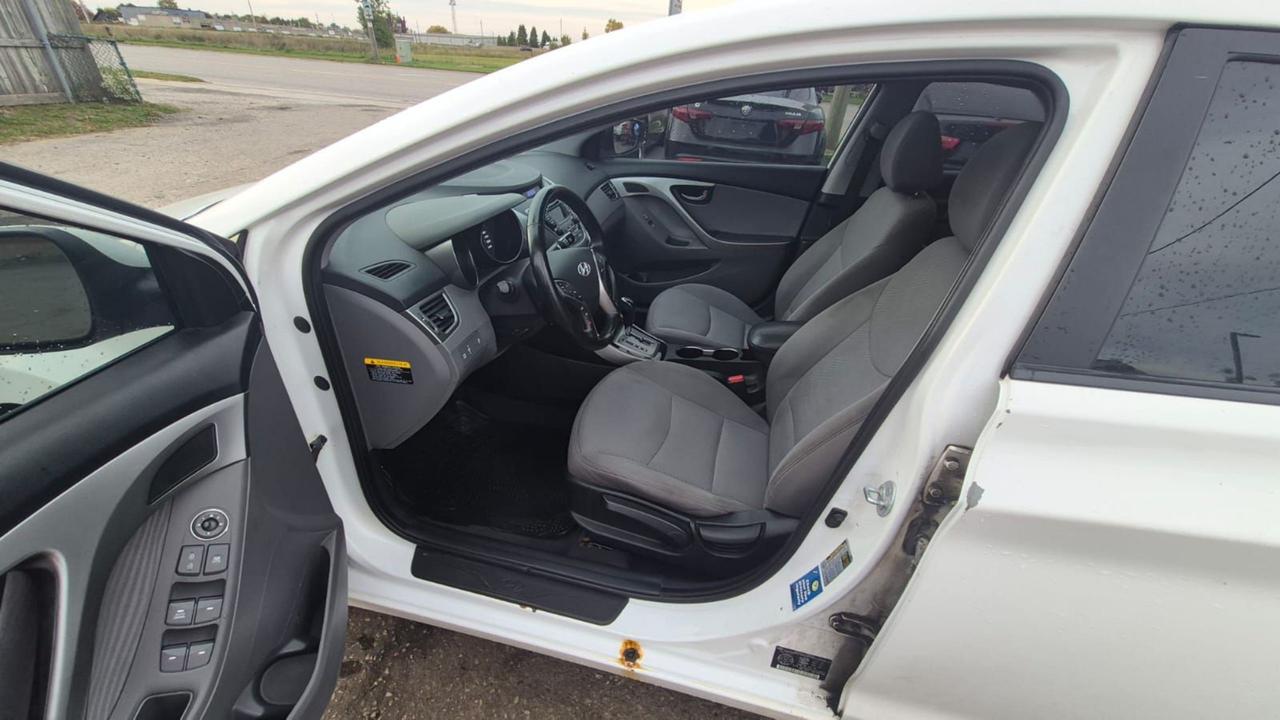 2013 Hyundai Elantra GLS, SEDAN, AUTO, 4CYL, GREAT ON FUEL, AS IS Photo