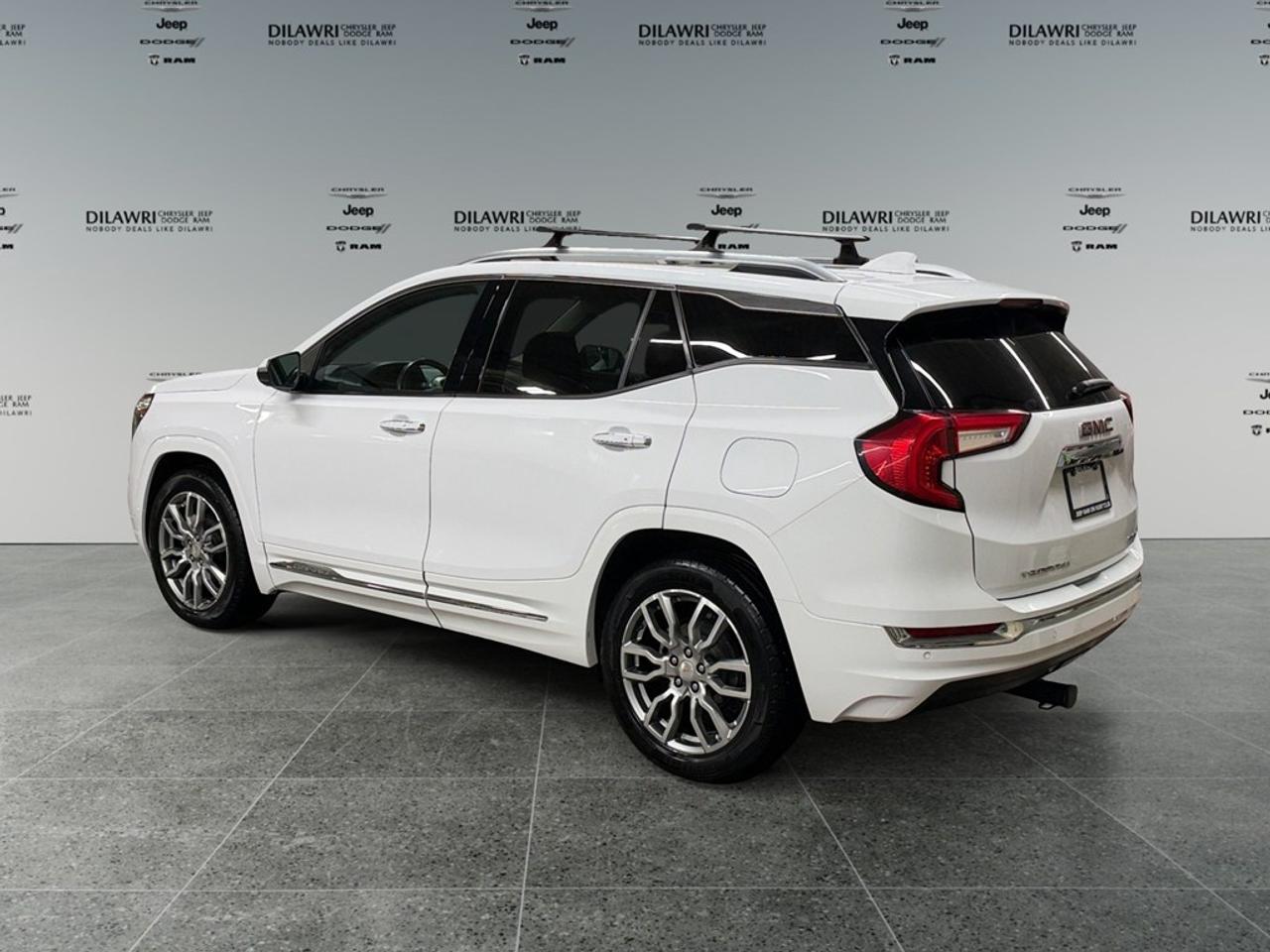 2023 GMC Terrain Awd 4dr Denali Photo