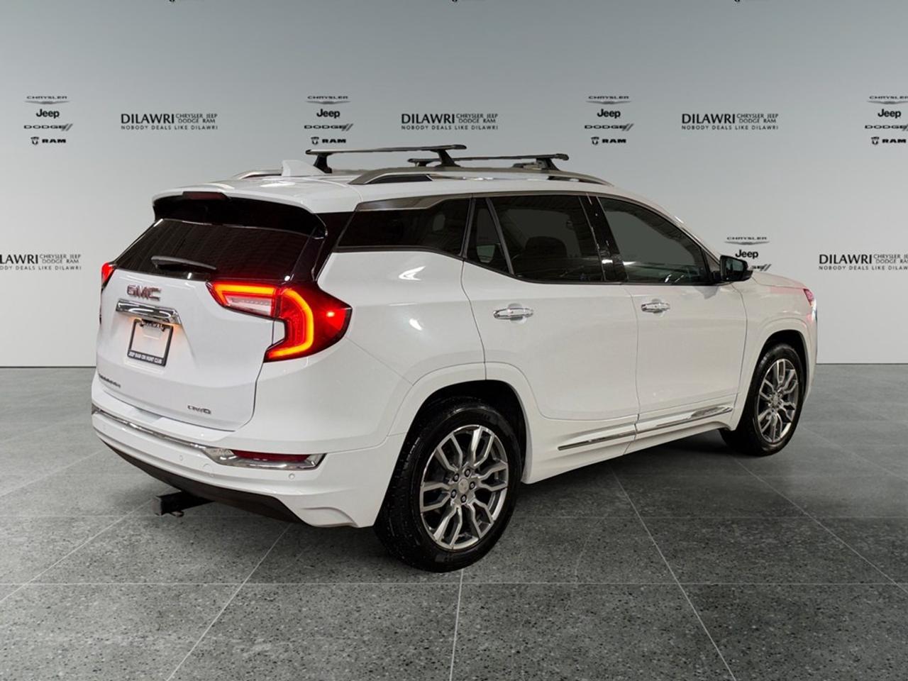2023 GMC Terrain Awd 4dr Denali Photo