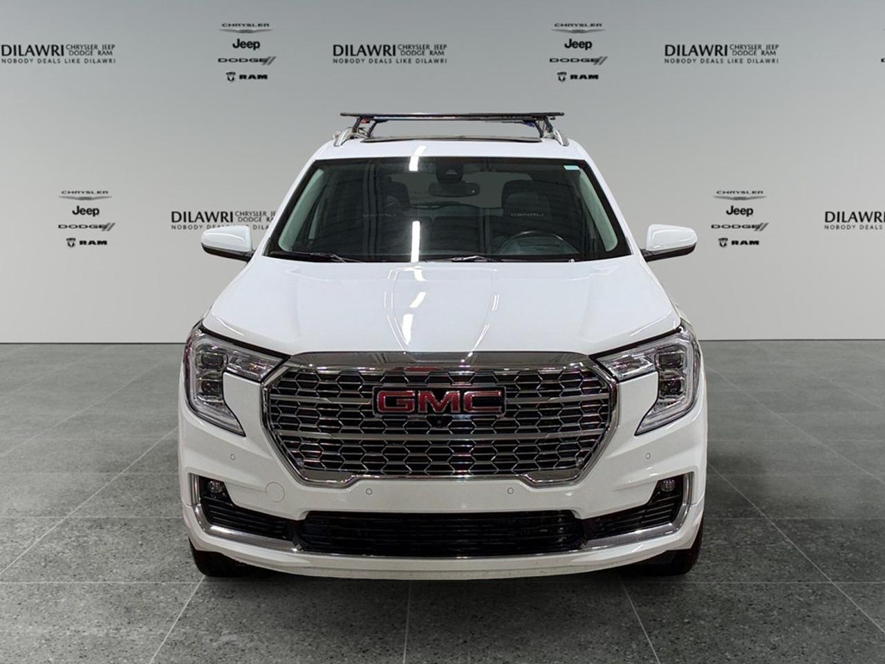 2023 GMC Terrain Awd 4dr Denali Photo