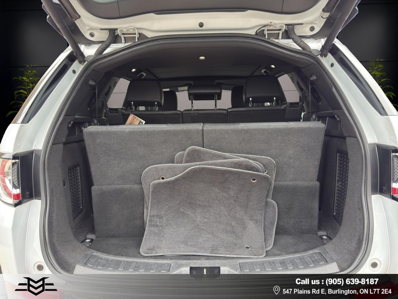 2019 Land Rover Discovery Sport HSE 4WD - Navigation System - Moonroof - 7-Passenger !!! Photo