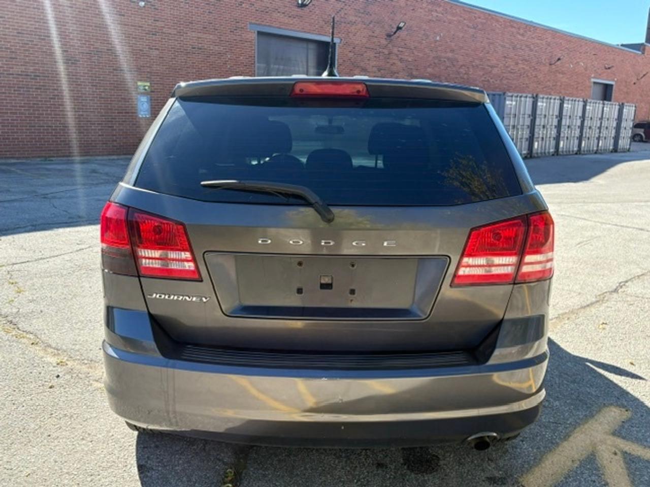 2016 Dodge Journey SE CANADA VALUE PKG ONLY 63,000KM! Photo