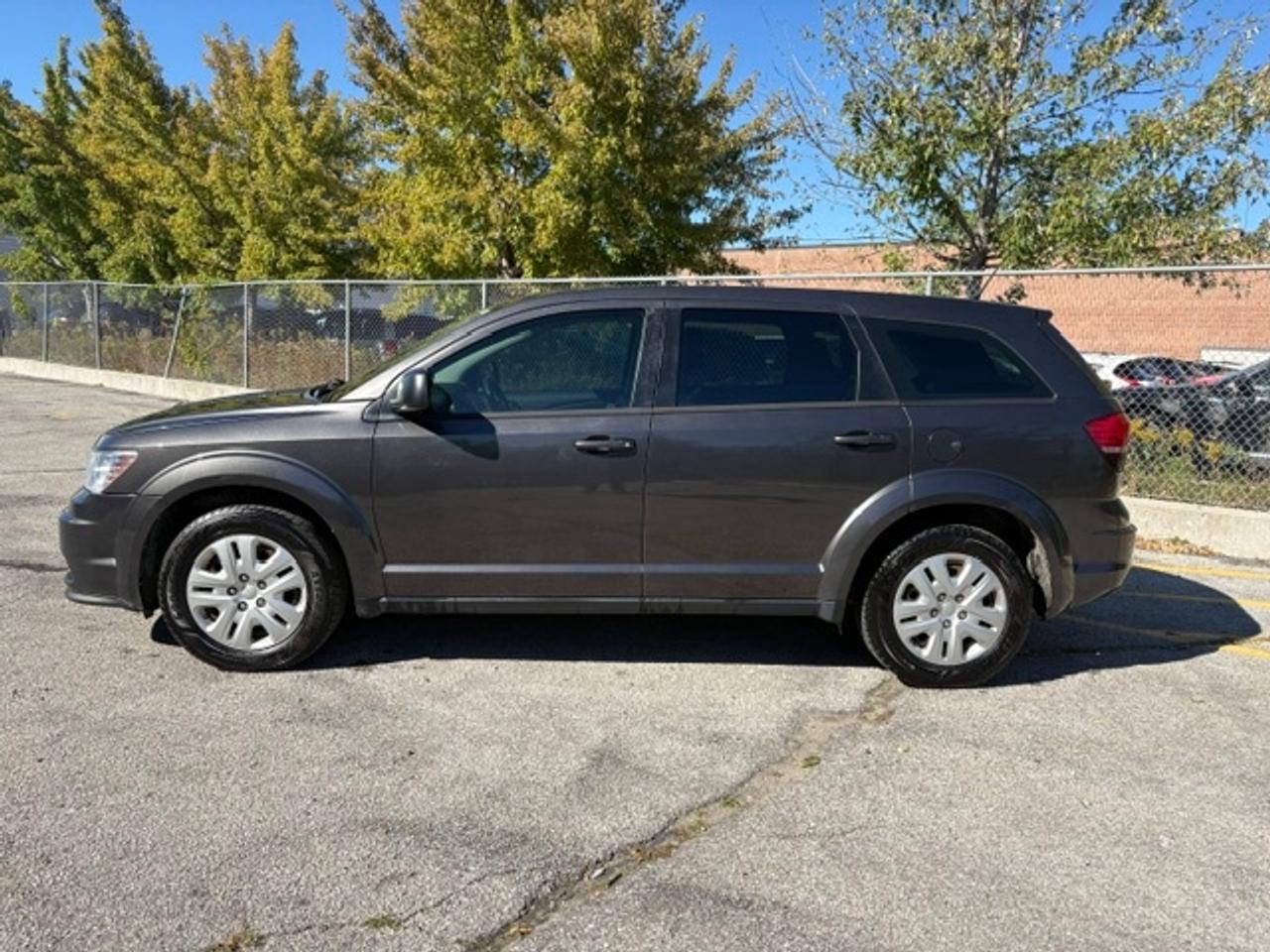 2016 Dodge Journey SE CANADA VALUE PKG ONLY 63,000KM! Photo3