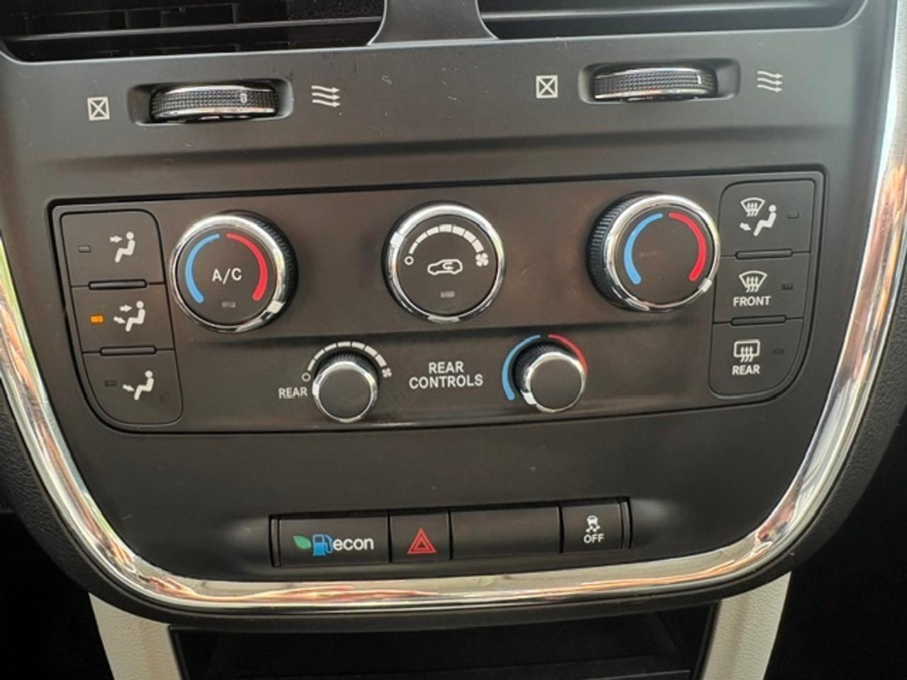 2017 Dodge Grand Caravan SXT **1 OWNER-BLUETOOTH-CERTIFIED-WE FINANCE** Photo