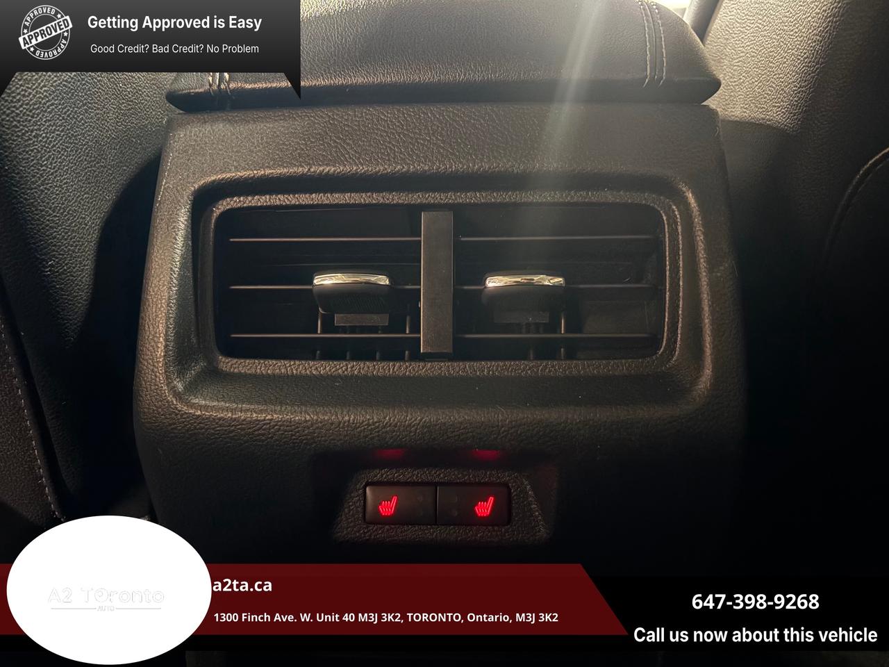 2019 Ford Edge Titanium Photo