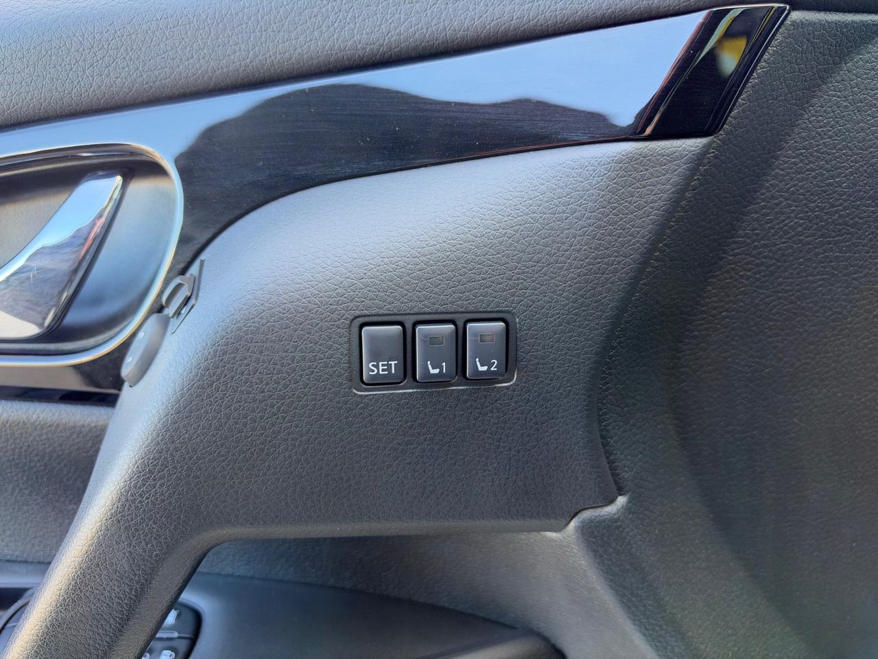 2023 Nissan Qashqai SL AWD-LEATHER+NAV+MORE! Photo