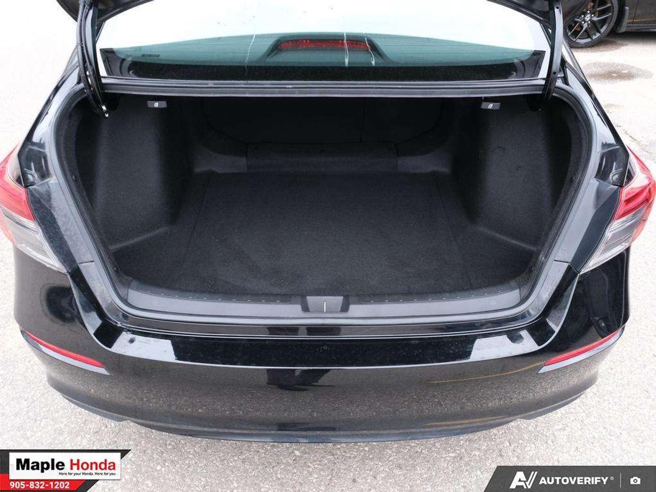 2024 Honda Civic Sunroof| Heated Seats| Auto Start| Honda Sensing| Photo