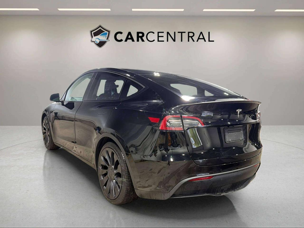 2022 Tesla Model Y PERFORMANCE| 1 OWNER| LEATHER| PANOROOF| AWD Photo
