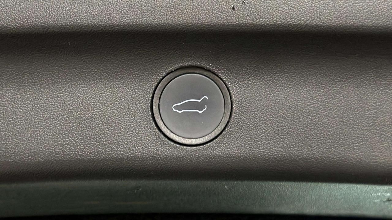 2022 Tesla Model Y PERFORMANCE| 1 OWNER| LEATHER| PANOROOF| AWD Photo