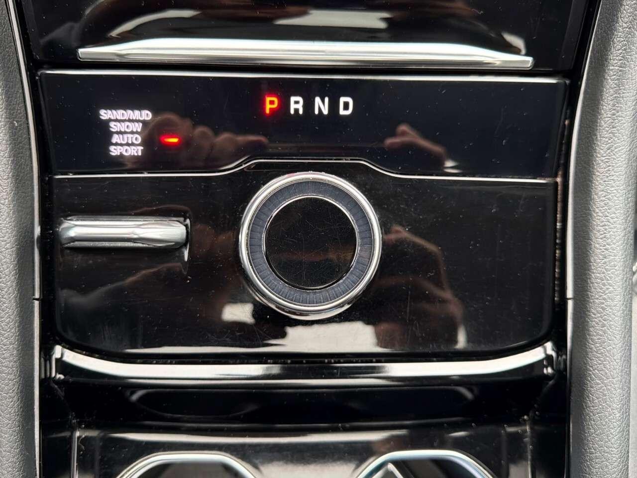 2022 Jeep Grand Cherokee LIMITED 4X4 Photo