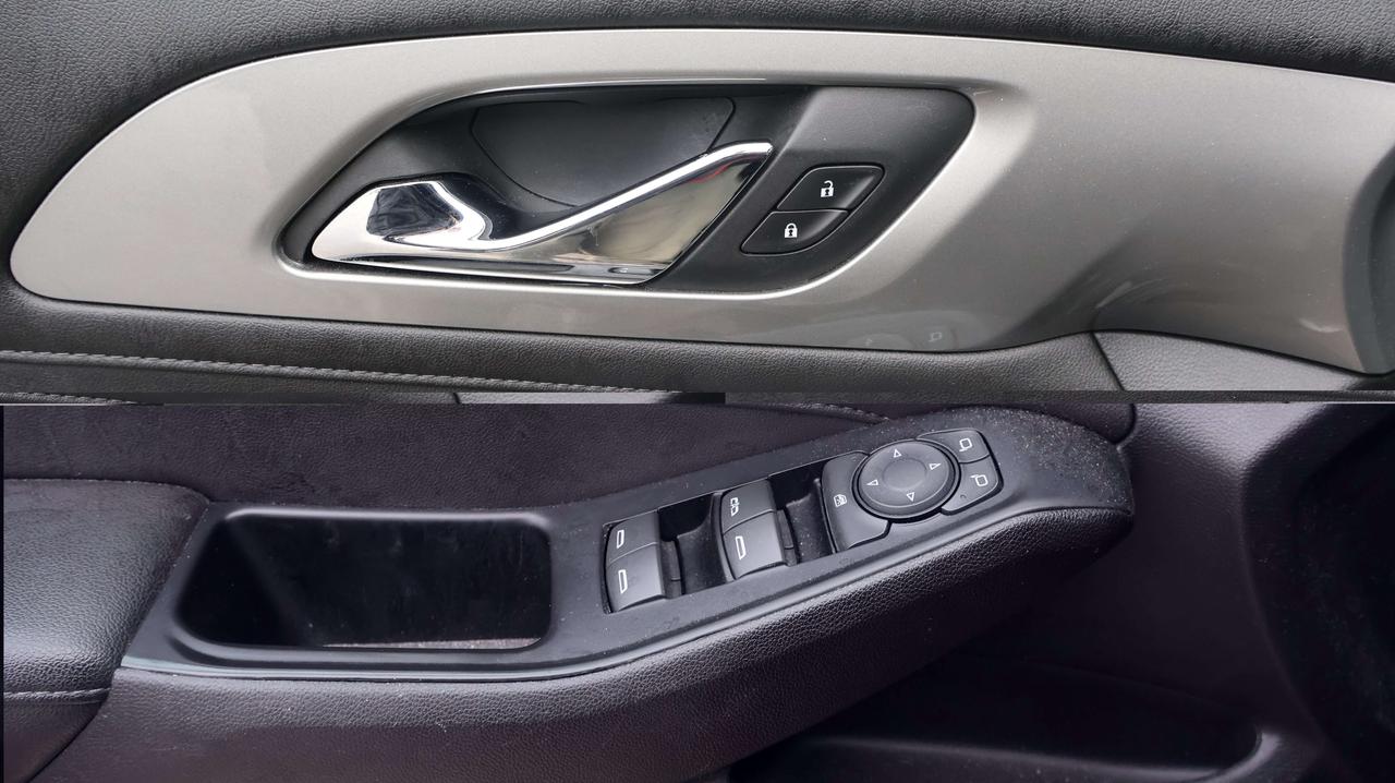 2023 Chevrolet Traverse LT Cloth | Power Liftgate | Remote Start Photo