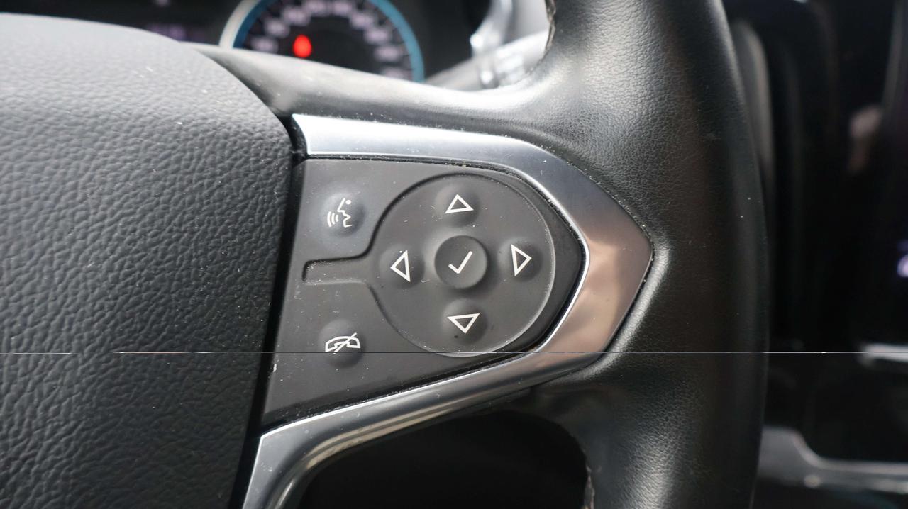 2023 Chevrolet Traverse LT Cloth | Power Liftgate | Remote Start Photo