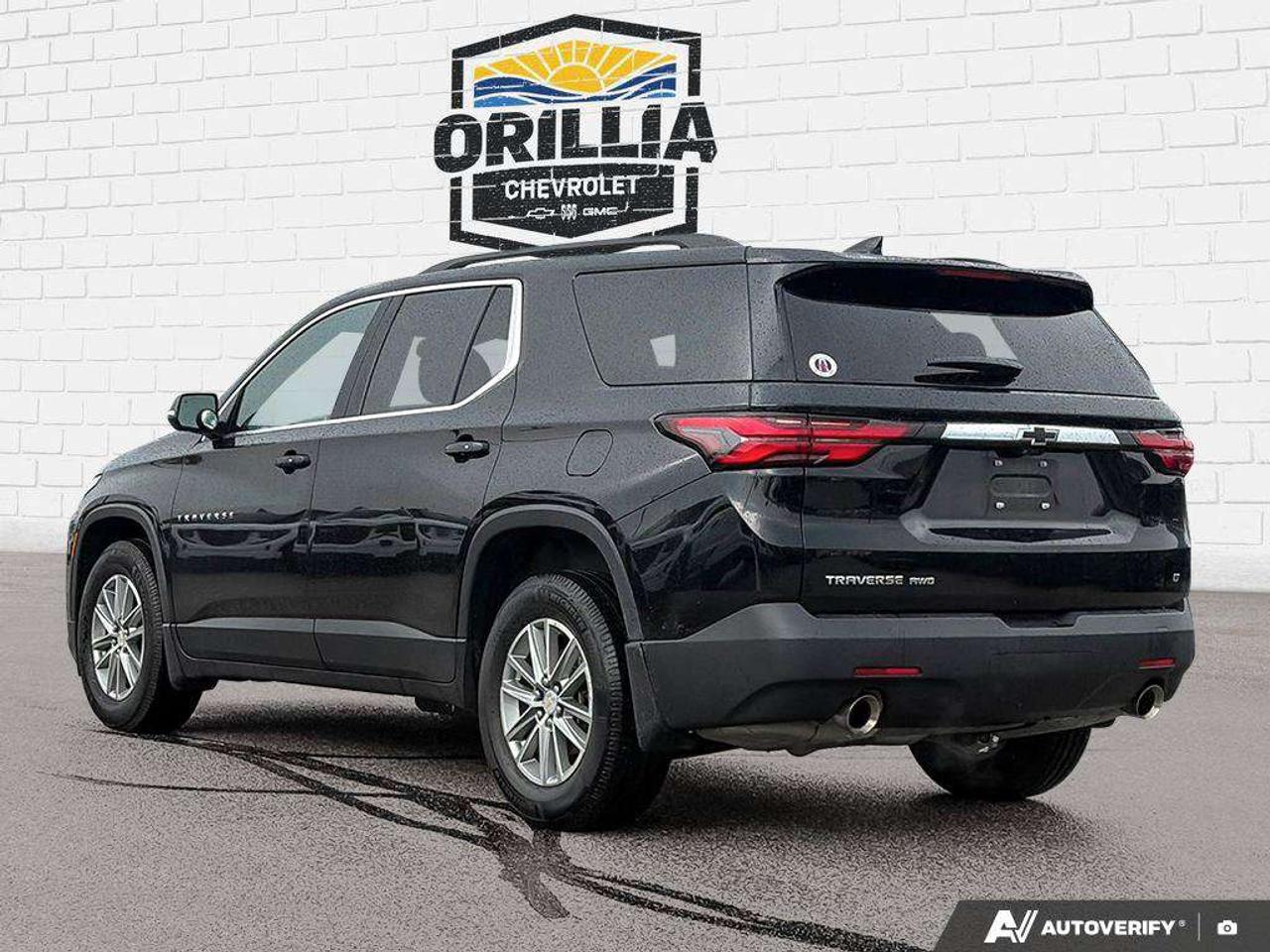 2023 Chevrolet Traverse LT Cloth | Power Liftgate | Remote Start Photo4