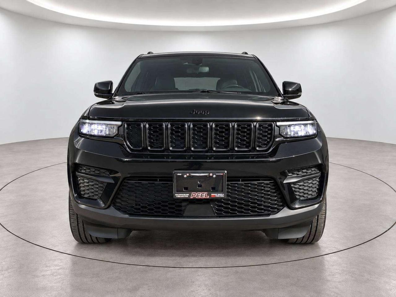 2024 Jeep Grand Cherokee Altitude | Heated Seats |Sunroof |SafetyTech | 4X4 Photo