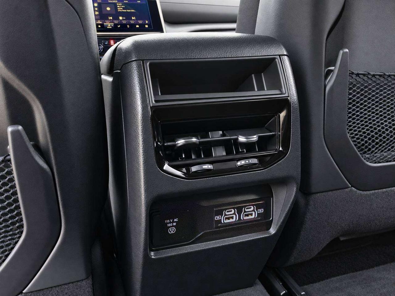 2024 Jeep Grand Cherokee Altitude | Heated Seats |Sunroof |SafetyTech | 4X4 Photo