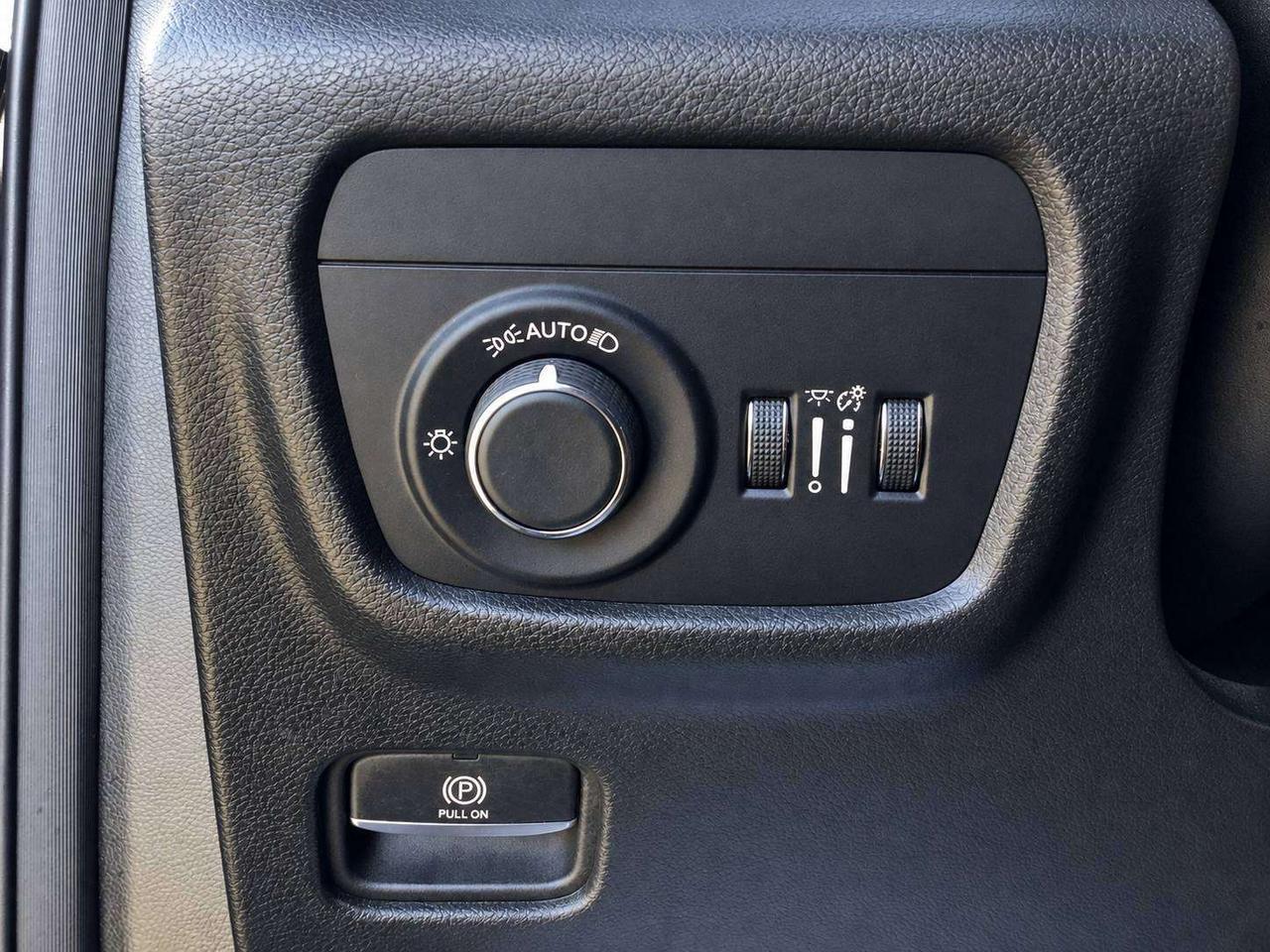 2024 Jeep Grand Cherokee Altitude | Heated Seats |Sunroof |SafetyTech | 4X4 Photo
