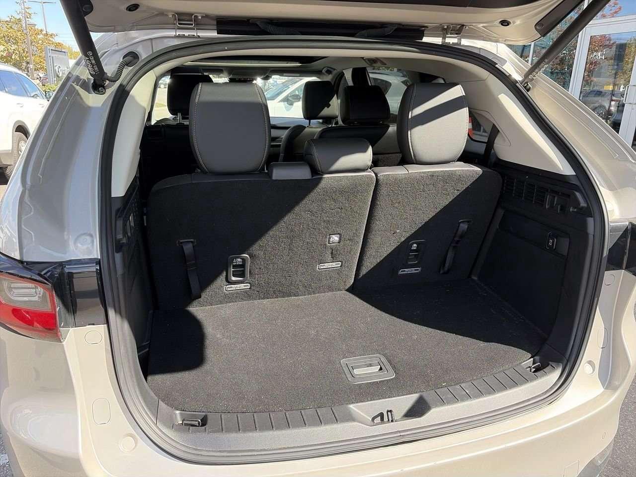 2024 Mazda CX-90 GT ONE OWNER | CLEAN CARFAX | DILAWRI CERTIFIED Photo