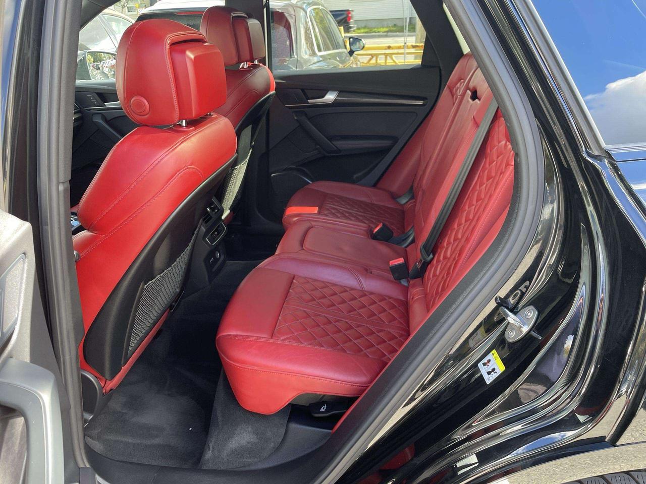 2024 Audi SQ5 3.0T Progressiv LEATHER, PANO. ROOF, NAVI, BK.CAM, HTD. SEATS, ALLOYS Photo