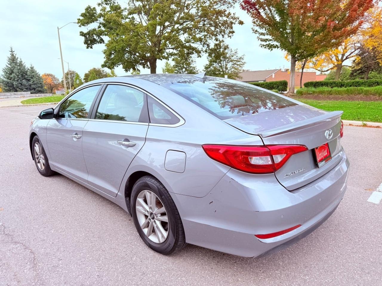 2015 Hyundai Sonata SE 4dr Sedan Automatic Photo2
