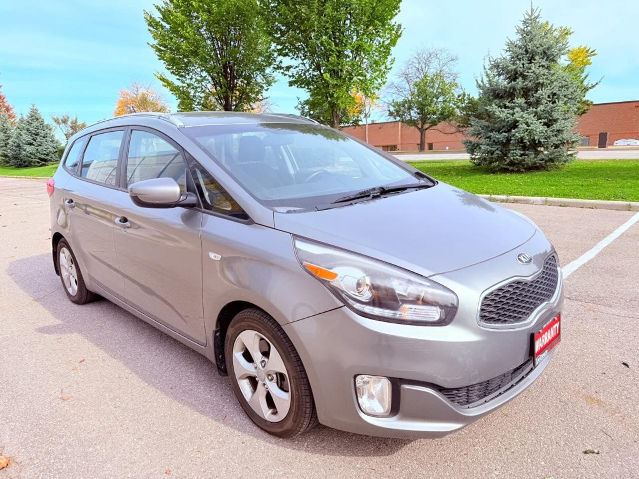 2014 Kia Rondo LX Photo