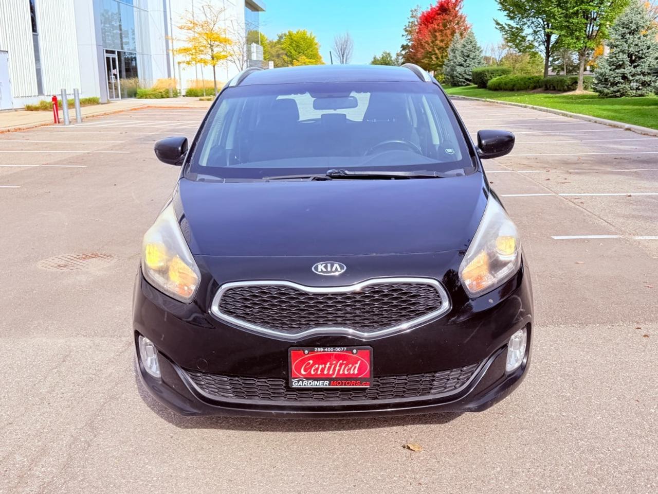 2014 Kia Rondo LX Photo5