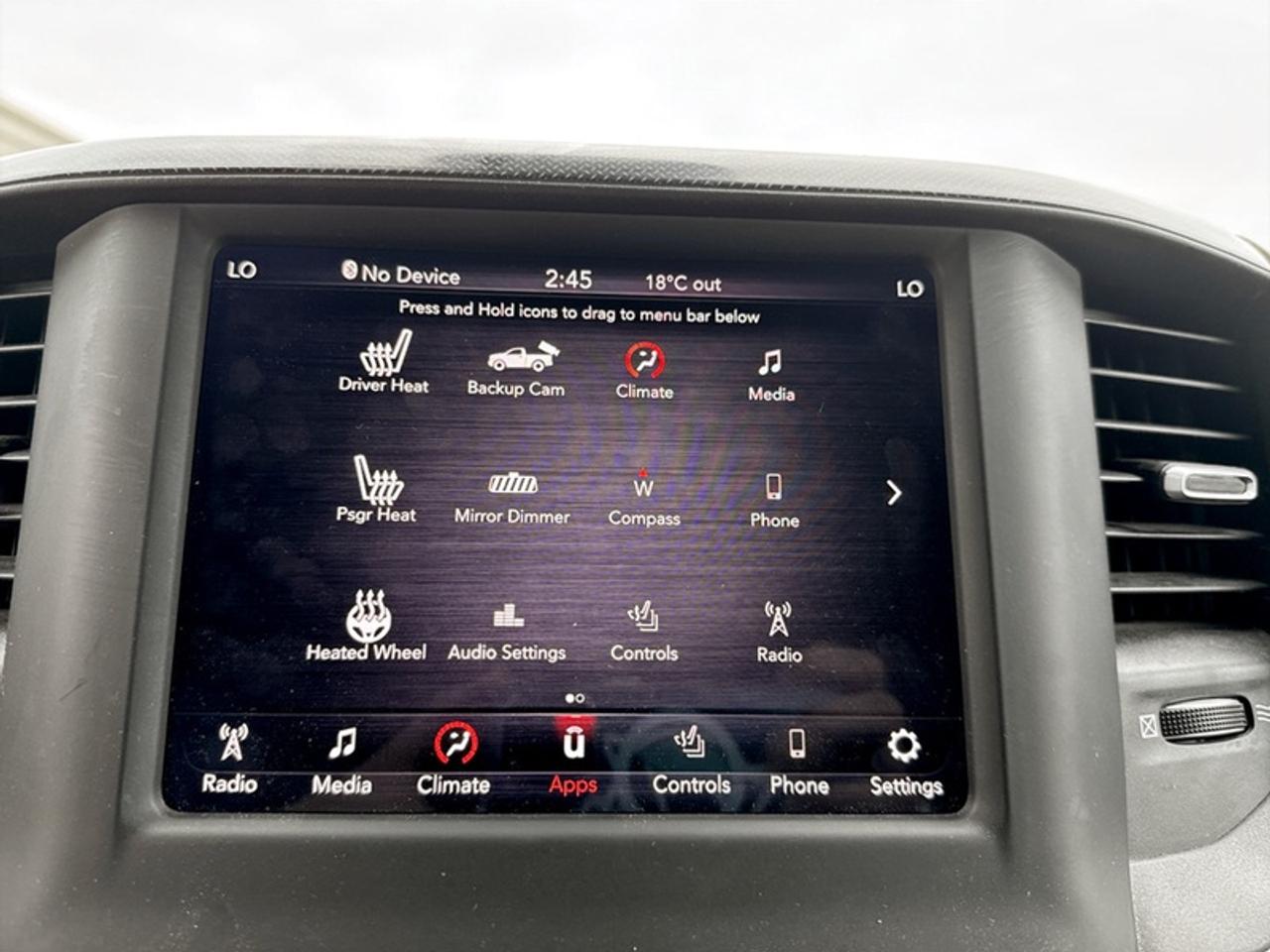2019 RAM 1500 Sport  **CLEAN CARFAX - LOW KMS** Photo