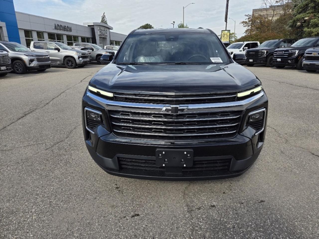 2027 Chevrolet Traverse LT Photo1