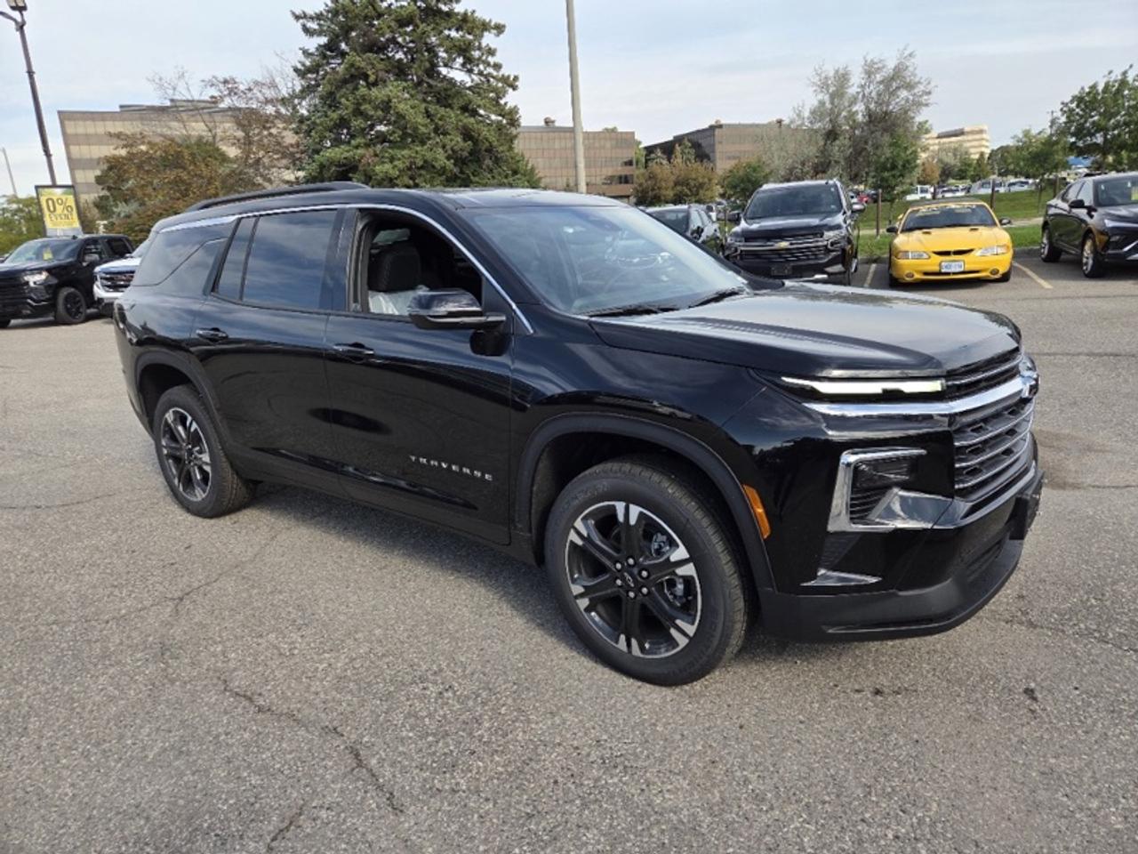2027 Chevrolet Traverse LT Photo