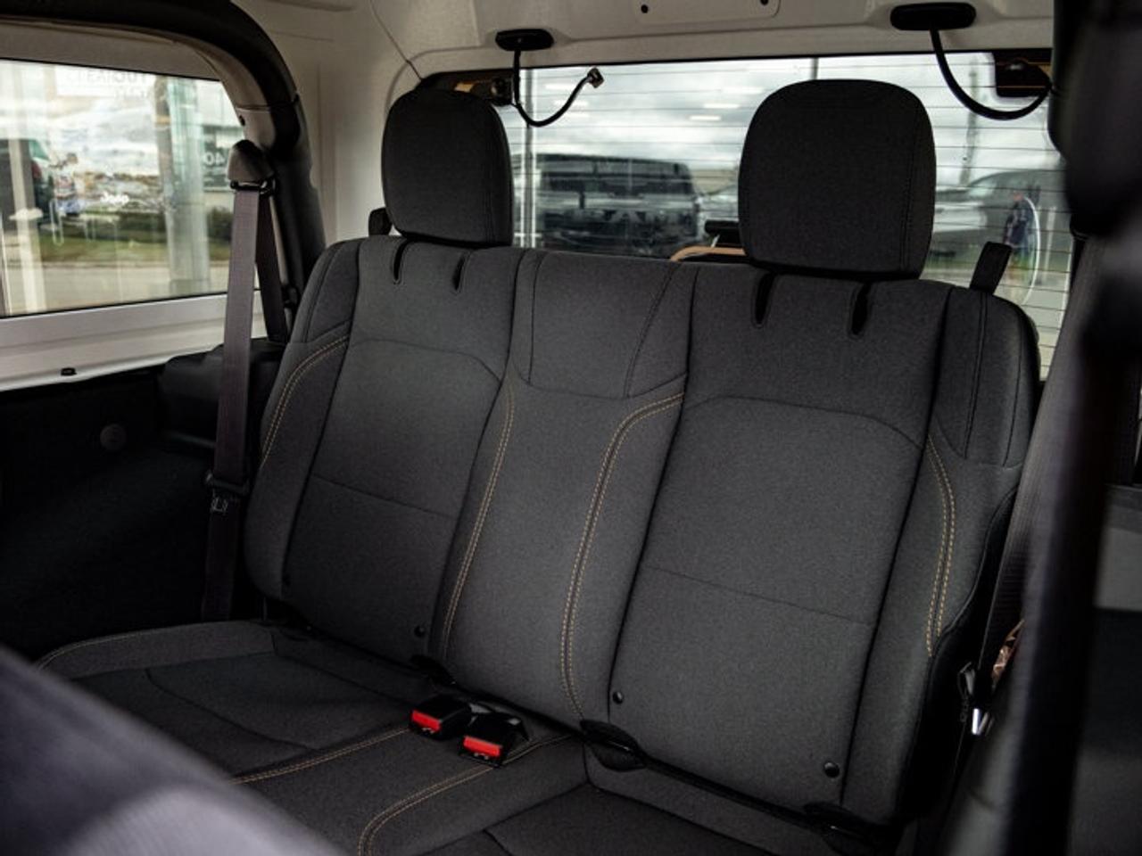 2026 Jeep Wrangler Sport S Photo