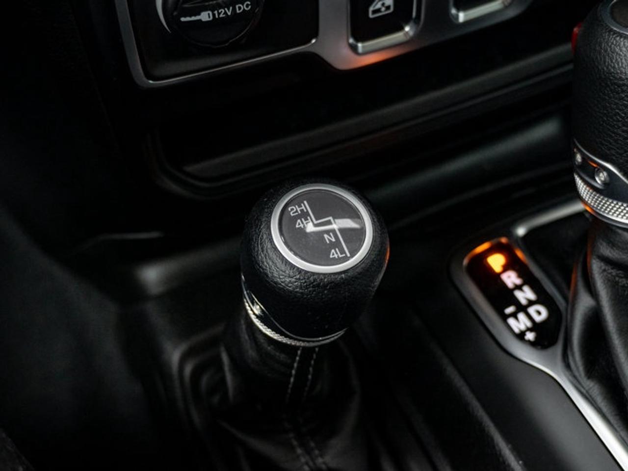 2026 Jeep Wrangler Sport S Photo
