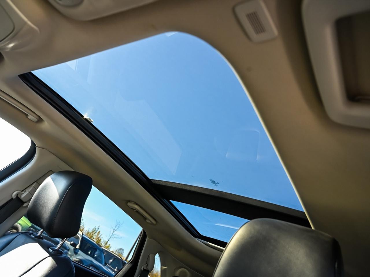 2022 Ford Edge Titanium Photo