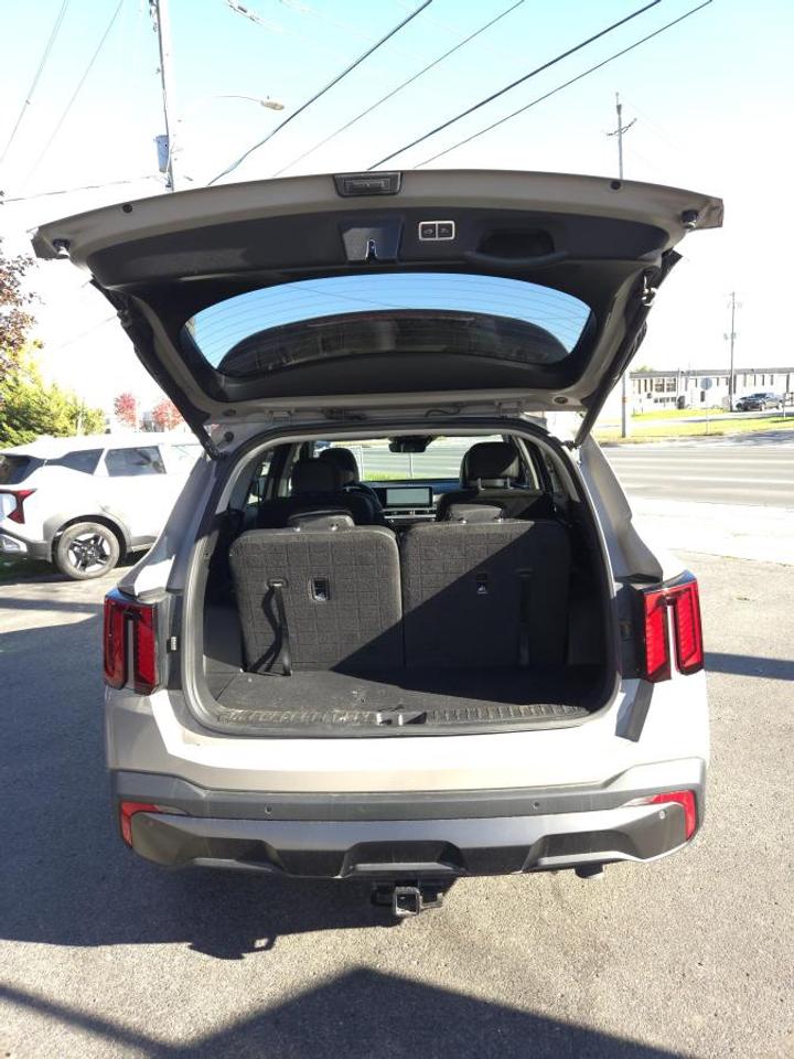 2025 Kia Sorento X-Line Limited AWD w/Black Interior Photo
