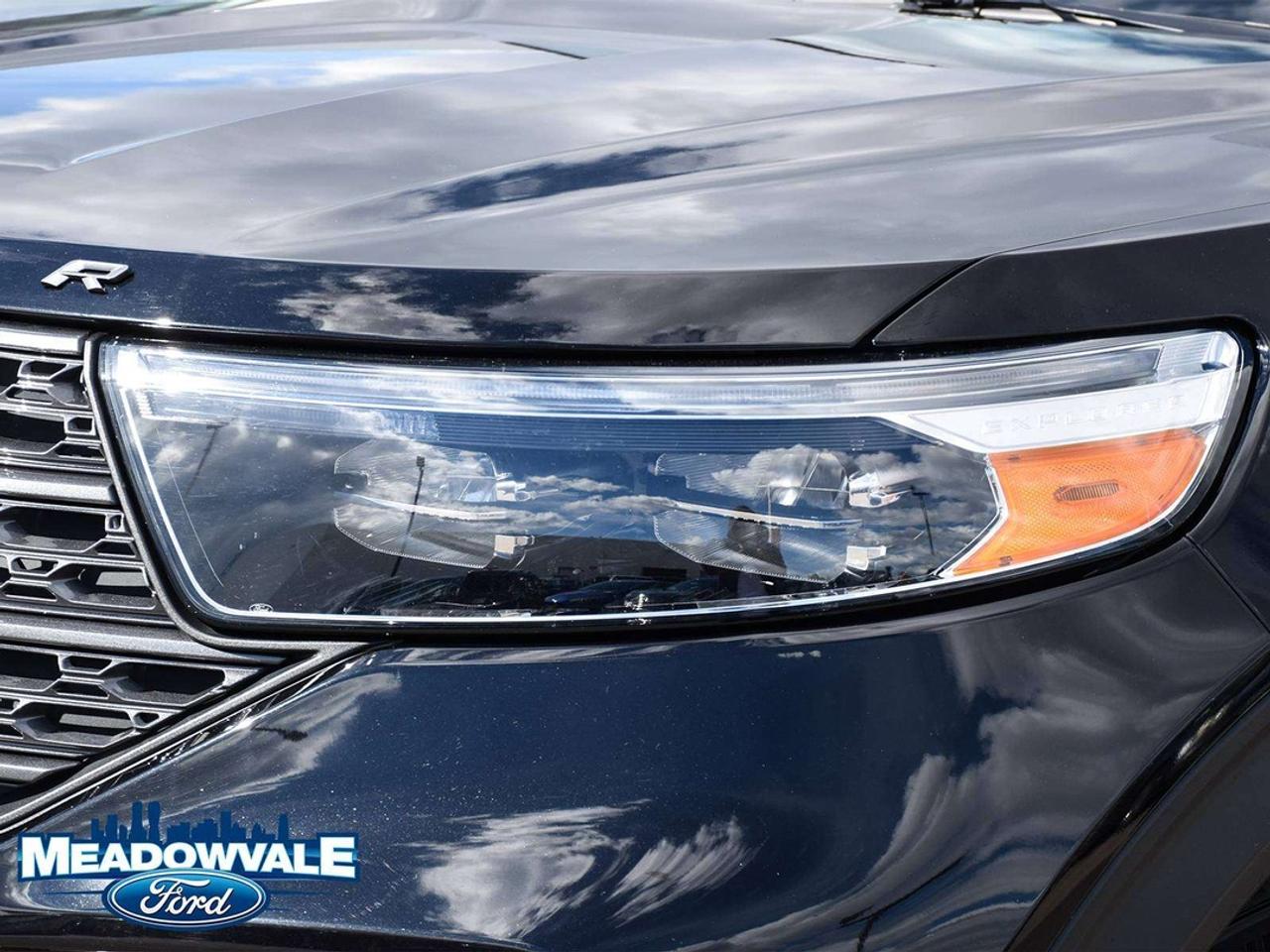 2022 Ford Explorer XLT Photo