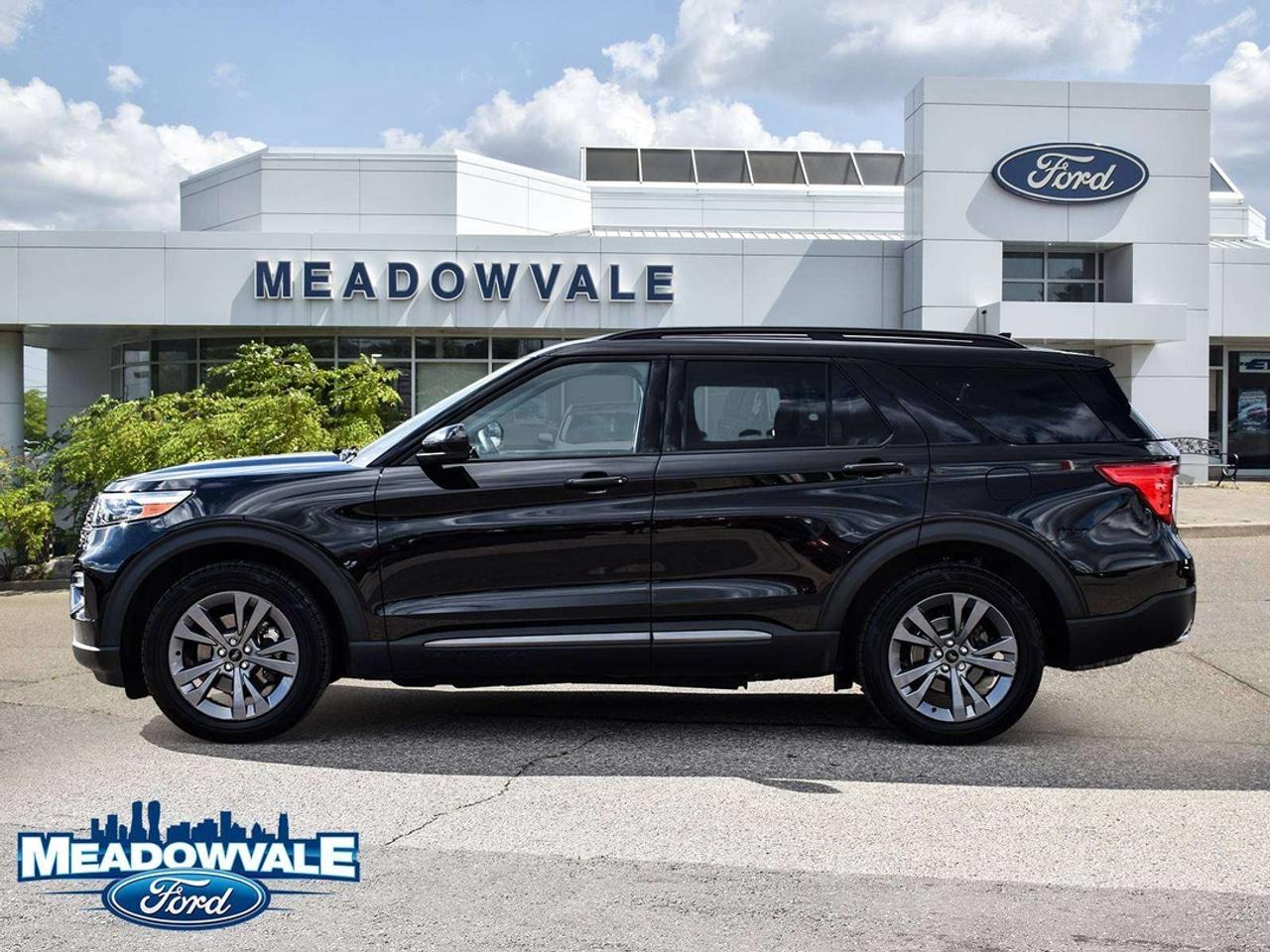 2022 Ford Explorer XLT Photo