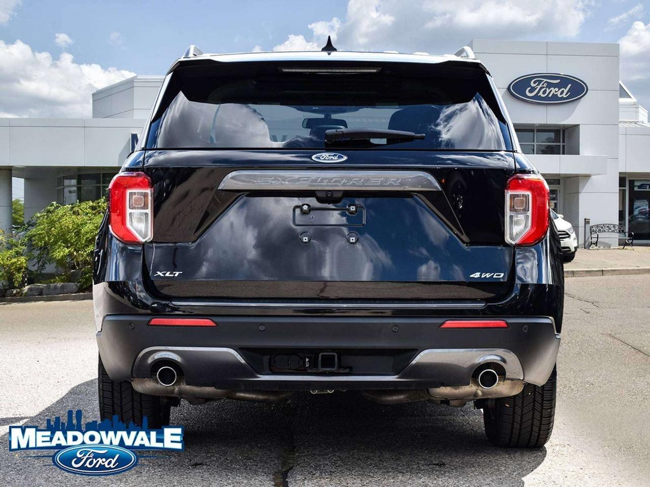 2022 Ford Explorer XLT Photo
