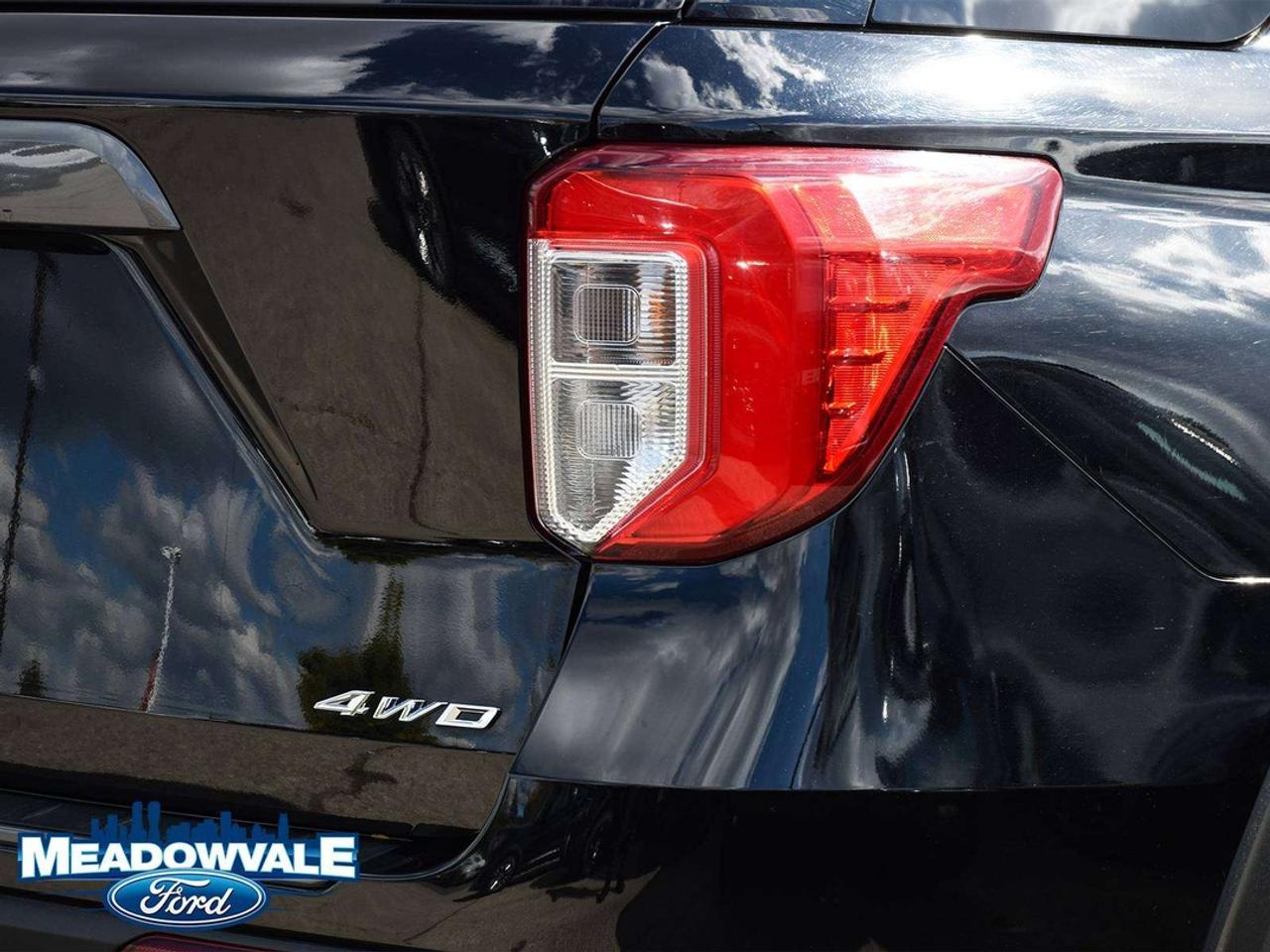 2022 Ford Explorer XLT Photo