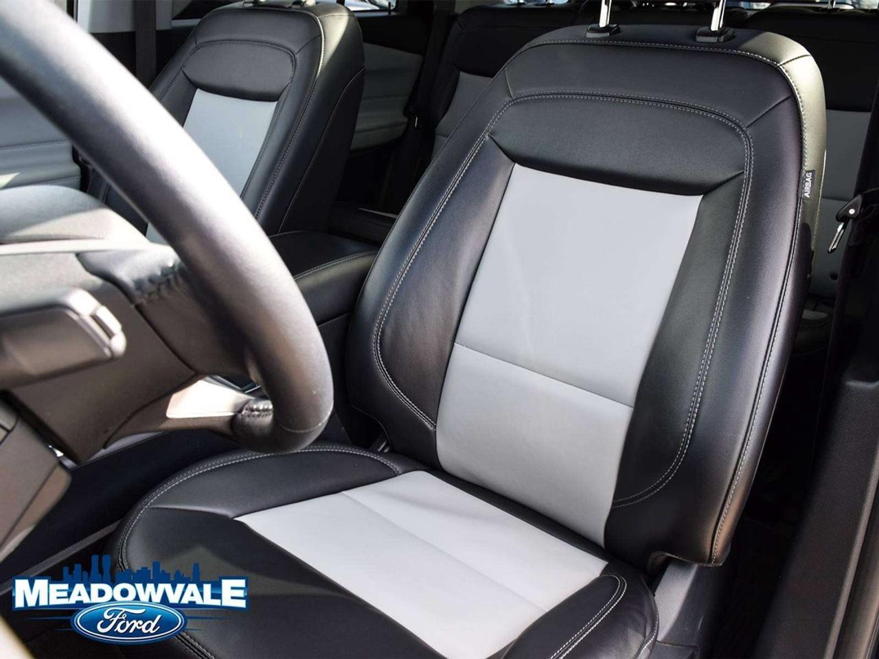 2022 Ford Explorer XLT Photo