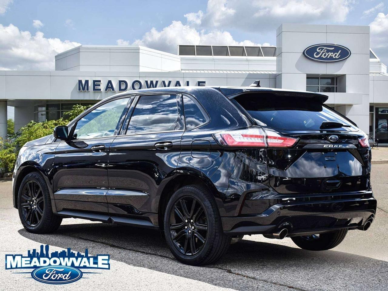 2021 Ford Edge ST Photo