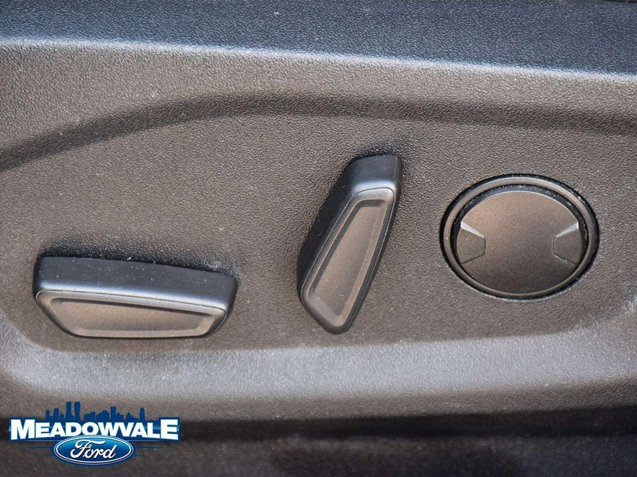 2021 Ford Edge ST Photo