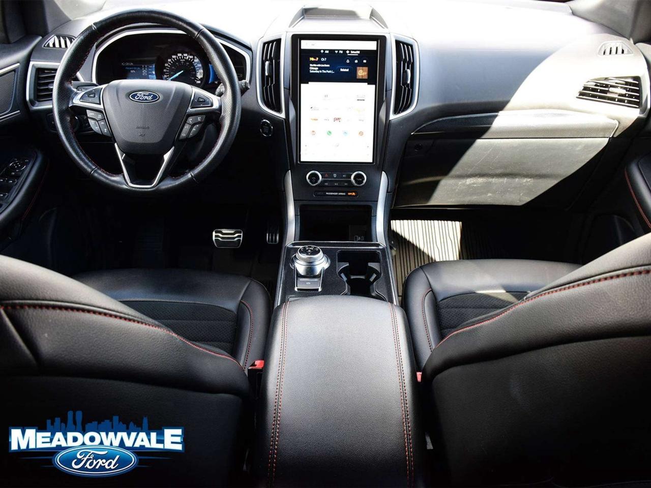 2021 Ford Edge ST Photo