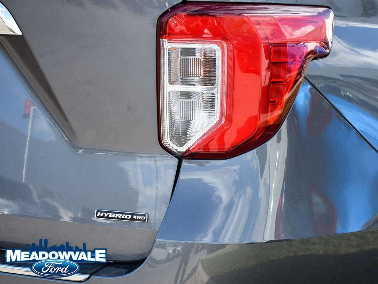 2022 Ford Explorer LIMITED Photo