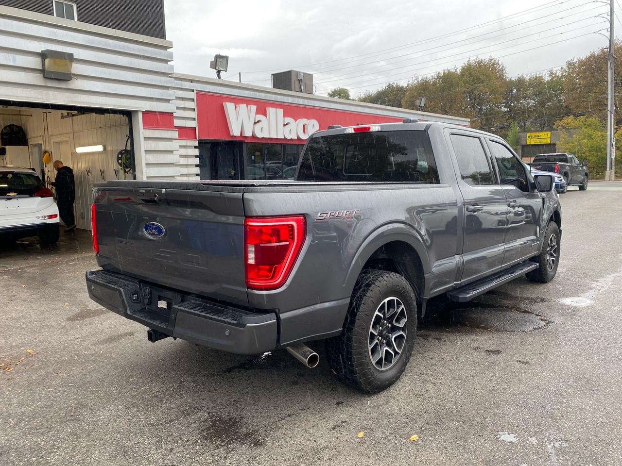 2022 Ford F-150 XLT | PowerBoost | HyBrid | SuperCrew 6.5-ft. Bed | NAV Photo
