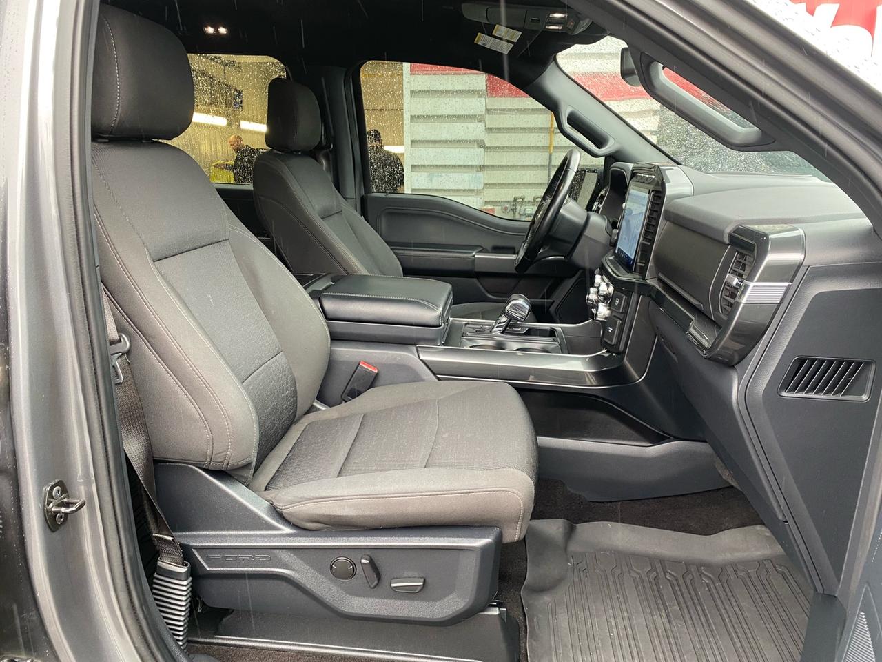2022 Ford F-150 XLT | PowerBoost | HyBrid | SuperCrew 6.5-ft. Bed | NAV Photo