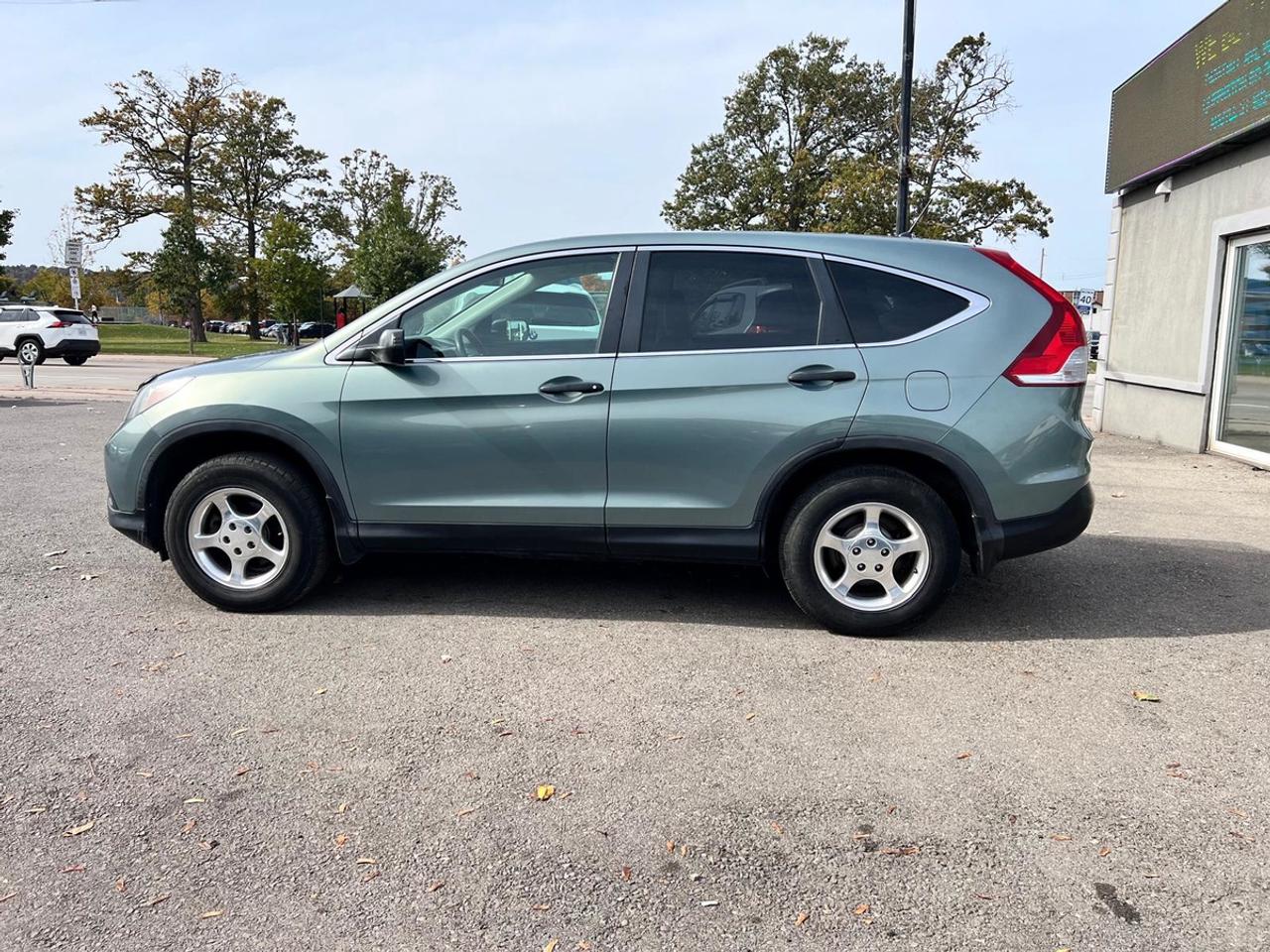 2012 Honda CR-V LX Photo5
